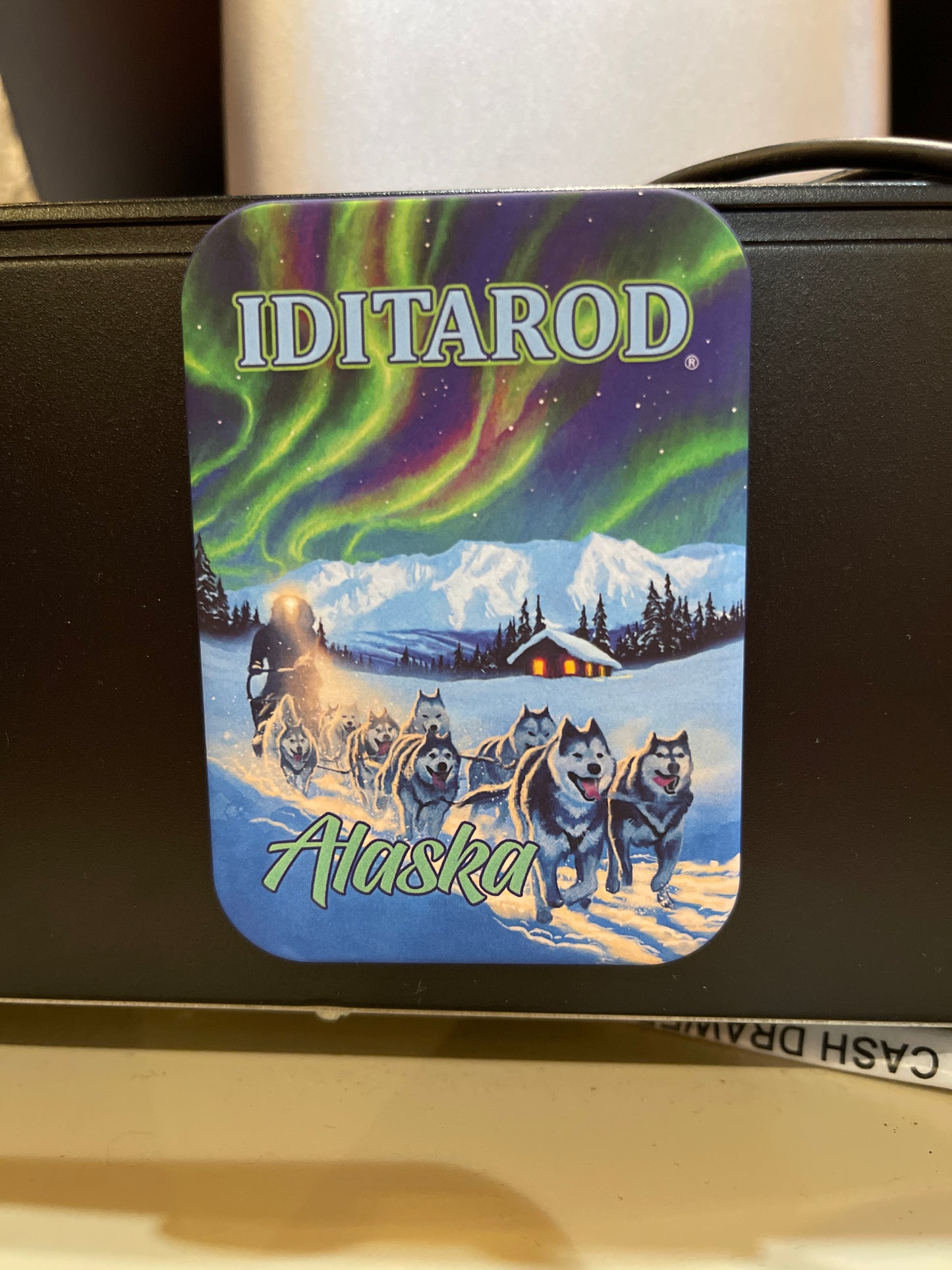 Iditarod N. lights tinplate magnet