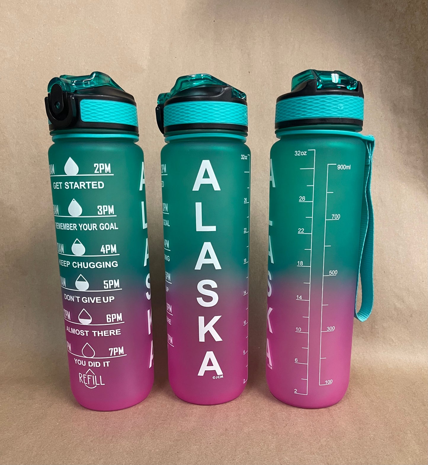 32 Ounce Water Bottle - Green/Pink